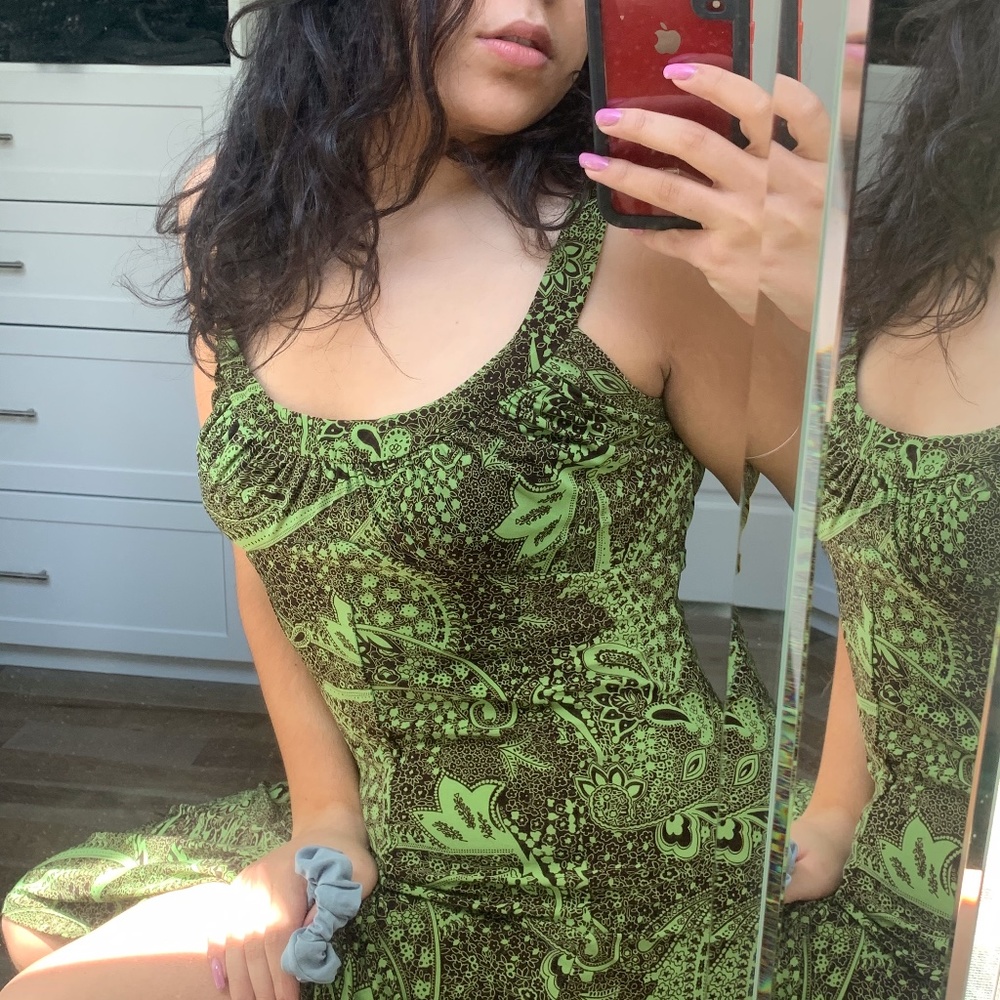Evan Picone Sleeveless Paisley Dress
